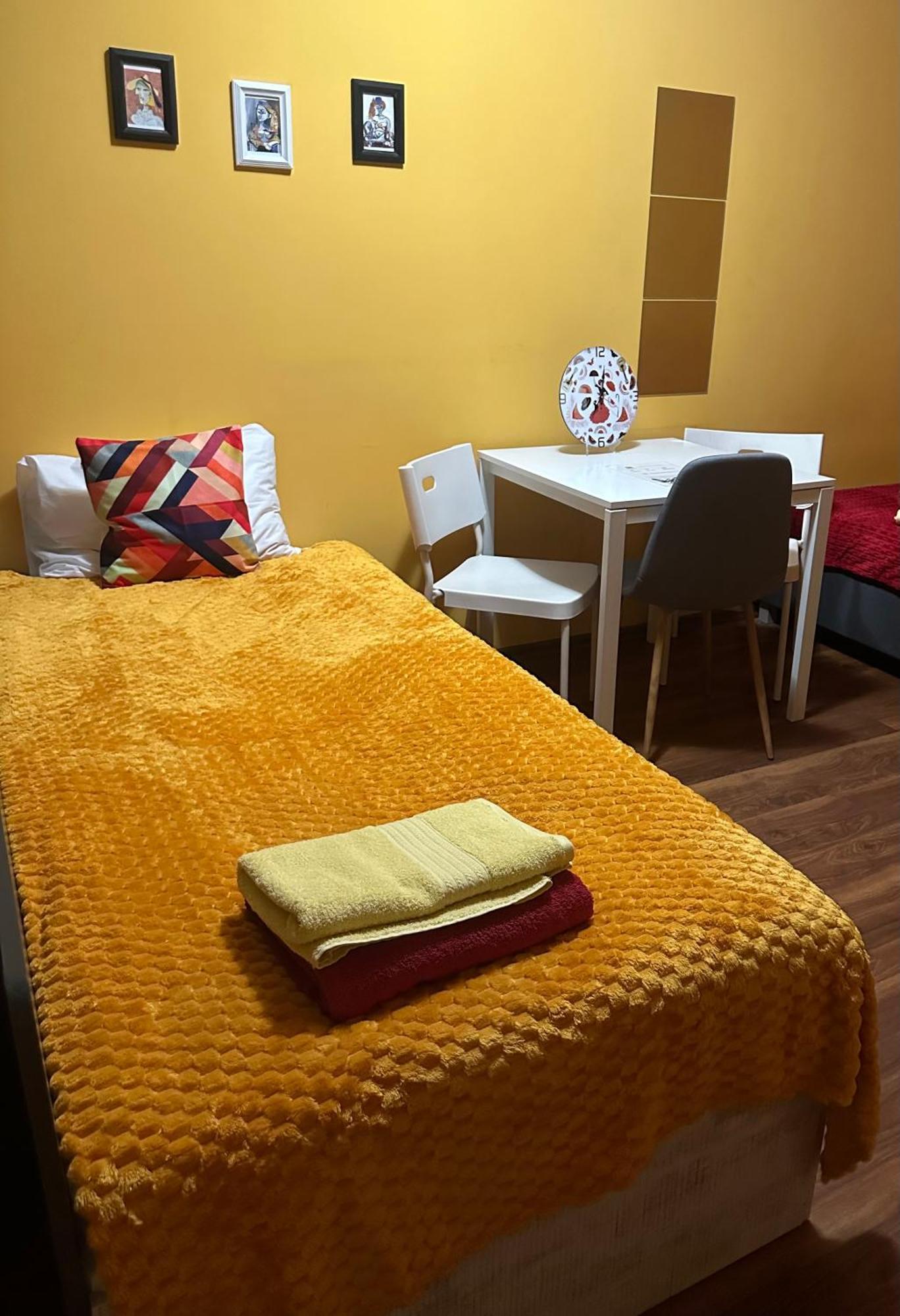 Travel House Wroclaw Hotel Exterior foto